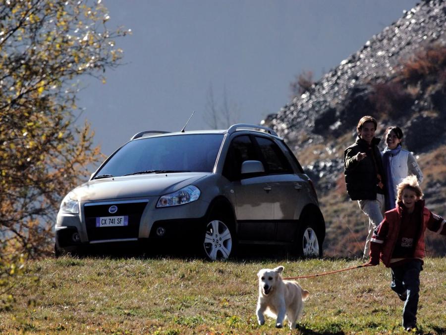  Fiat Sedici (189) 2006 года  (фото 26 из 137)